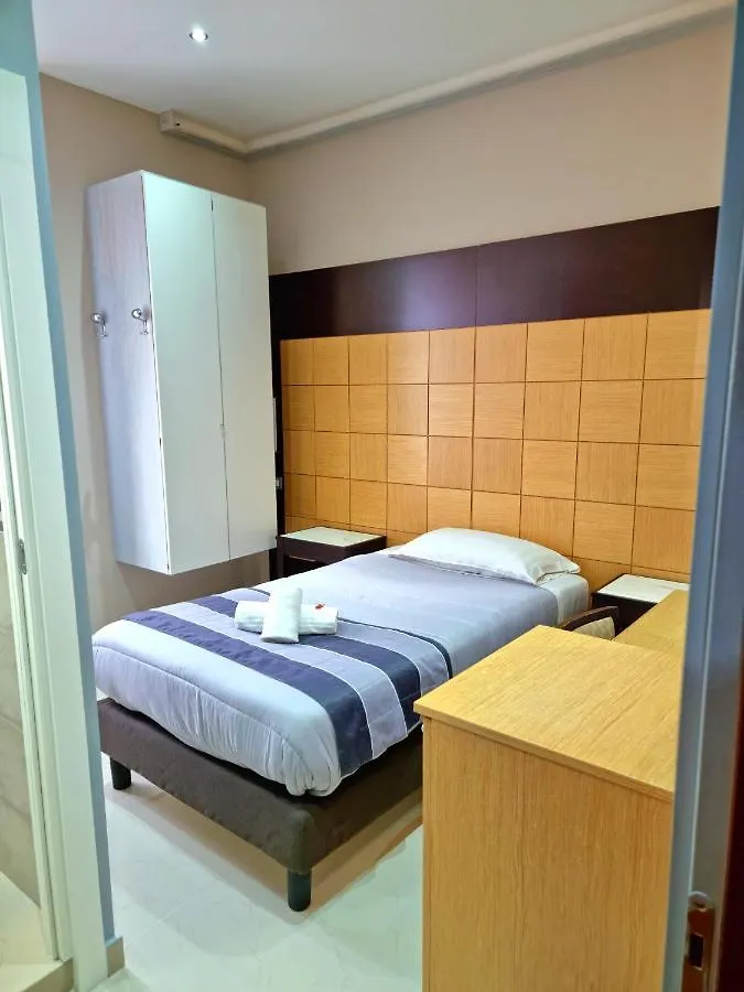 ***  Hotel Fiorella Milano Włochy
