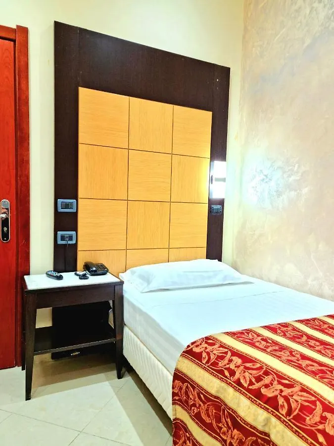 Hotel Fiorella Milano  Mediolan
